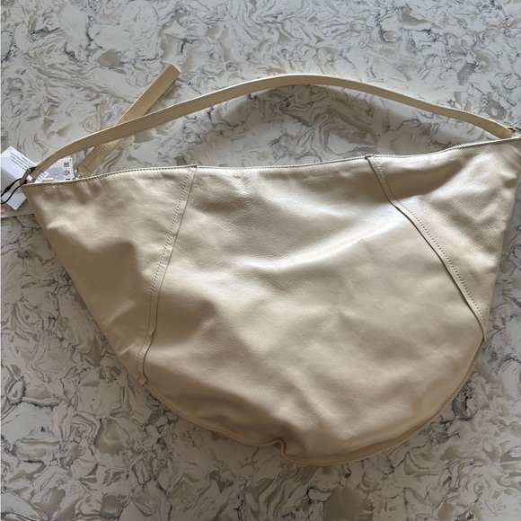 Zara Handbags - Zara Cream Shoulder Leather Bag